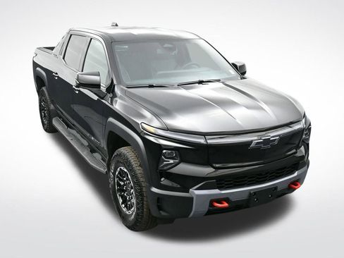 Used 2026 Chevrolet Silverado EV Trail Boss w/ Plus Package AWD/4WD image 22