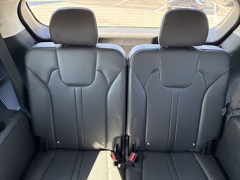 Used 2024 Kia Sorento S w/ Panoramic Sunroof Package image 14