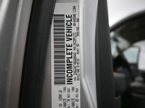 Used 2011 RAM 3500 ST w/ Trailer Brake Control Group image 38