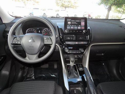 New 2024 Mitsubishi Eclipse Cross LE image 13