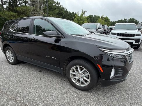 Used 2024 Chevrolet Equinox LT AWD/4WD image 5