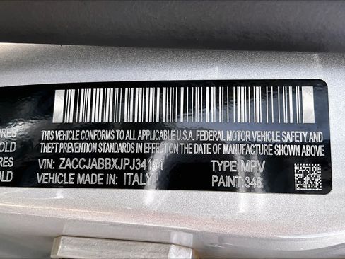 Used 2018 Jeep Renegade Latitude FWD image 34