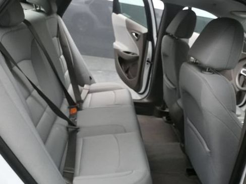 Used 2019 Chevrolet Malibu LS FWD image 16