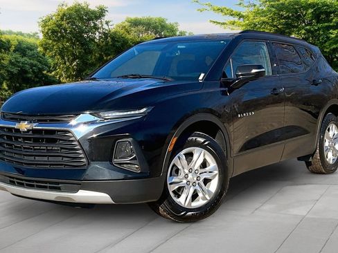 Used 2020 Chevrolet Blazer LT image 11