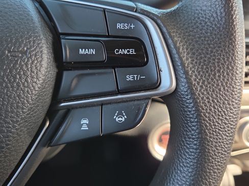 Used 2019 Honda Accord LX image 23