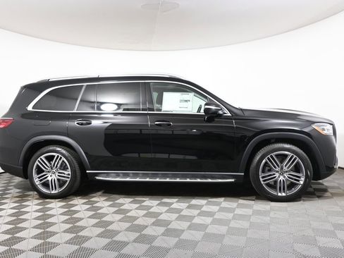 New 2026 Mercedes-Benz GLS 450 4MATIC image 8