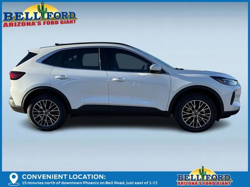 New 2026 Ford Escape Base w/ PHEV Premium Package image 8