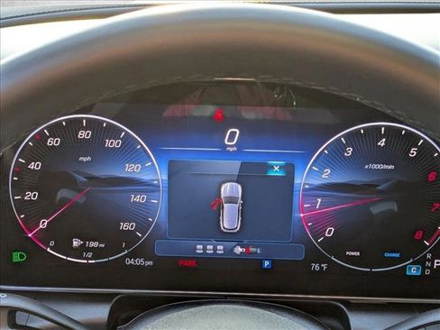 Certified 2025 Mercedes-Benz GLC 300 image 9