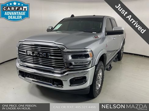 Used 2022 RAM 2500 Laramie AWD/4WD image 1