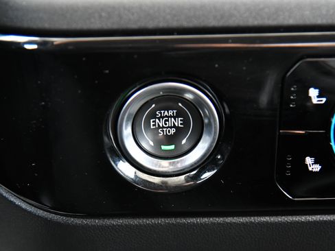 Used 2024 GMC Sierra 1500 SLT image 27