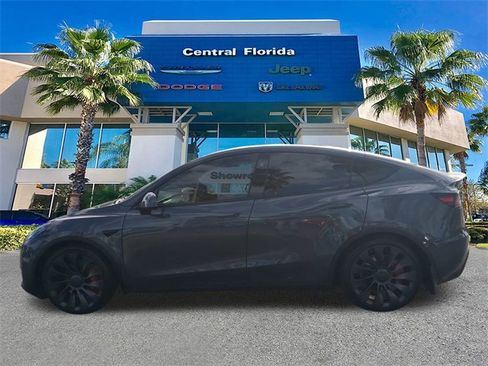 Used 2023 Tesla Model Y Long Range image 8