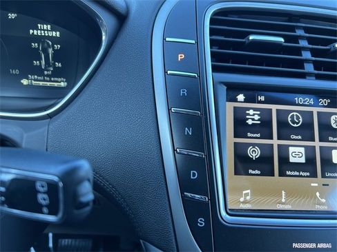 Used 2019 Lincoln Nautilus FWD image 18