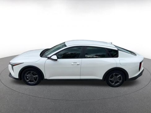 Used 2025 Kia K4 FWD image 9