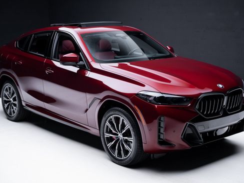 Used 2025 BMW X6 xDrive40i w/ Executive Package image 41