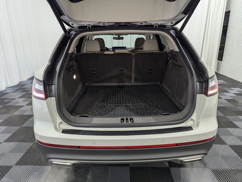 Used 2023 Lincoln Nautilus AWD w/ Premium Package image 10