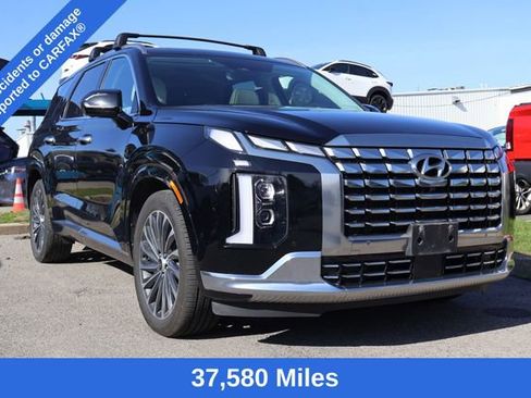 Used 2023 Hyundai Palisade Calligraphy AWD/4WD image 2