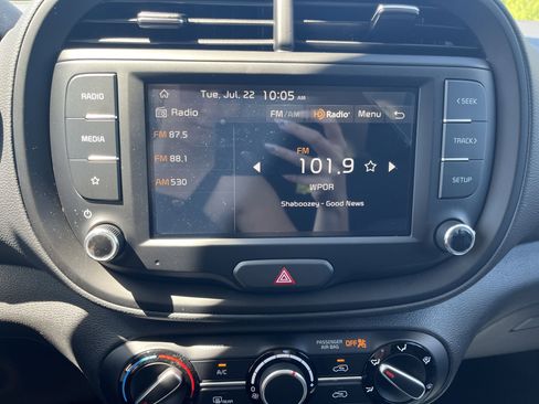 New 2025 Kia Soul LX image 23