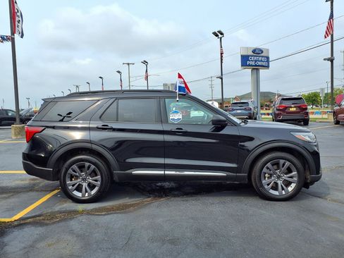 Used 2025 Ford Explorer Active w/ Active Comfort Package AWD/4WD image 25