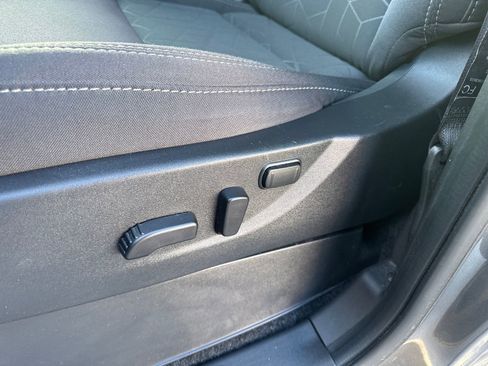 Certified 2025 Nissan Frontier SV w/ SV Convenience Package image 25