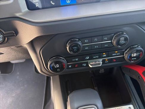 New 2026 Ford Bronco Outer Banks w/ Sasquatch Package AWD/4WD image 15
