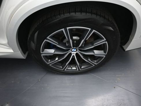 Used 2020 BMW X5 M50i w/ Premium Package AWD/4WD image 9