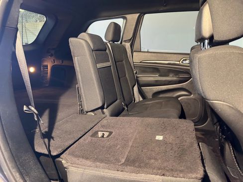 Used 2017 Jeep Grand Cherokee Laredo w/ Quick Order Package 23E image 29