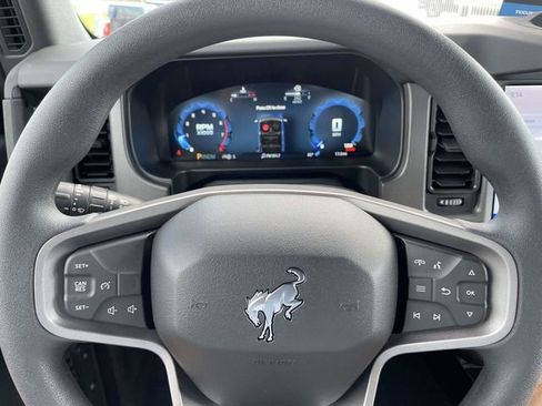 New 2025 Ford Bronco 4-Door AWD/4WD image 13