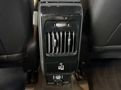 Used 2023 Jeep Compass Limited w/ Elite Group AWD/4WD image 24