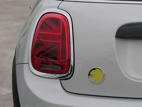 Used 2023 MINI Cooper SE image 6