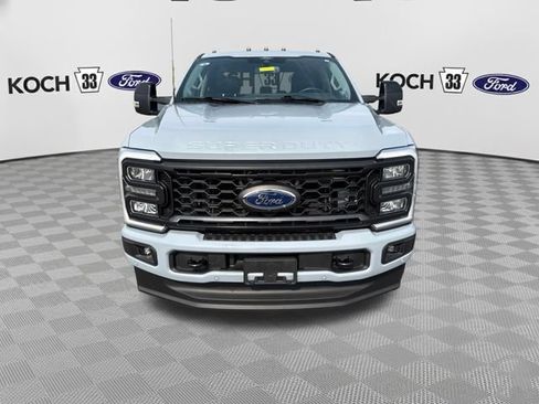 Used 2024 Ford F250 Lariat w/ Lariat Ultimate Package AWD/4WD image 2