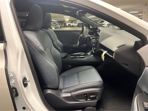 New 2026 Lexus RZ 450e AWD image 32