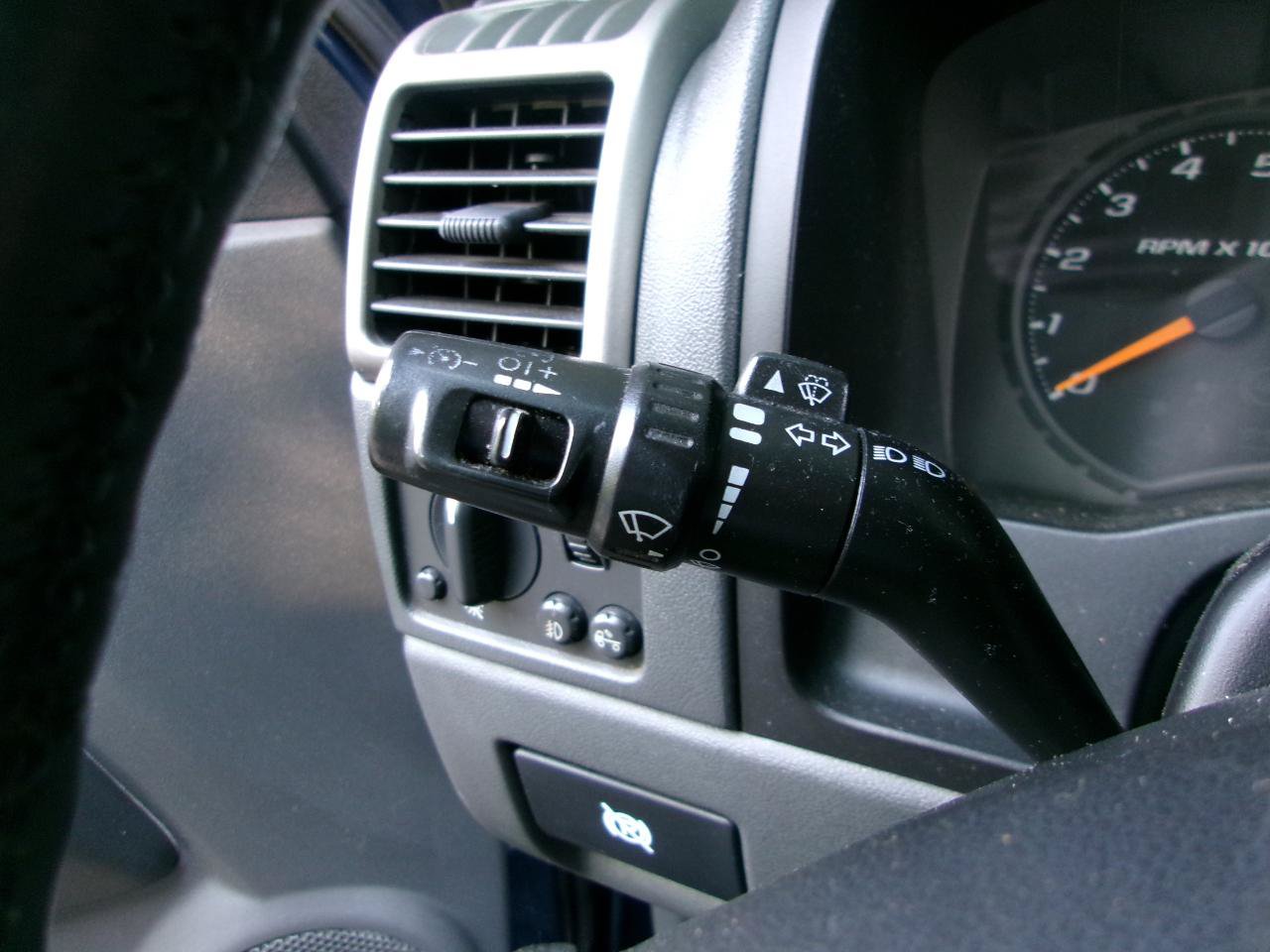 Used 2004 Chevrolet Colorado LS w/ Power Convenience Package AWD/4WD image 19