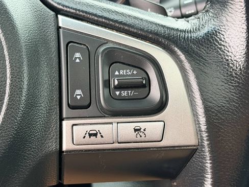 Used 2016 Subaru Outback 2.5i Limited AWD/4WD image 35