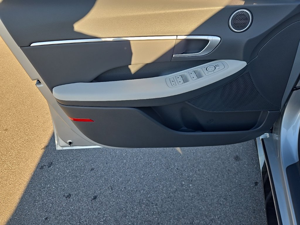 New 2026 Hyundai Sonata SEL FWD image 12