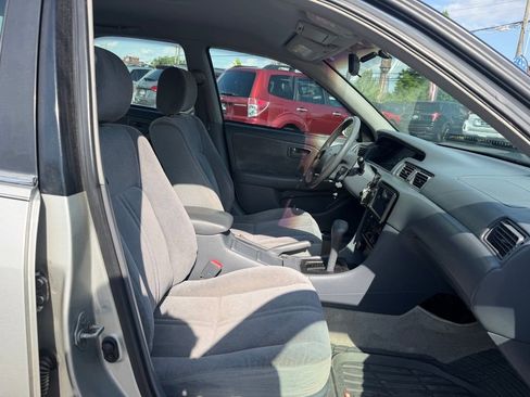 Used 2001 Toyota Camry FWD image 21