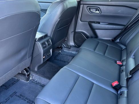 Certified 2025 Nissan Rogue SL w/ SL Premium Package image 13