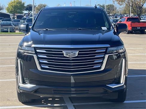 Used 2022 Cadillac Escalade Premium Luxury Platinum image 8