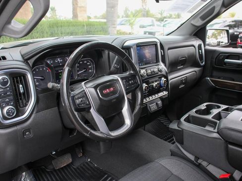 Used 2021 GMC Sierra 1500 SLE w/ Driver Alert Package I image 17