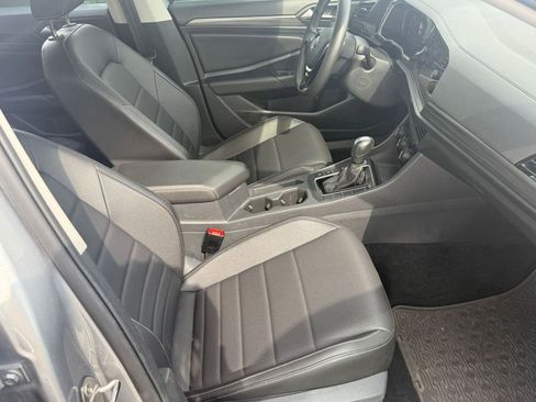 Used 2021 Volkswagen Jetta SEL image 20