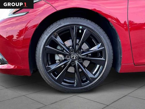 Certified 2022 Lexus ES 350 F Sport image 9