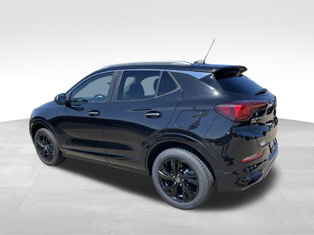Used 2024 Buick Encore GX Sport Touring AWD/4WD image 5