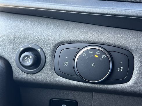 New 2026 Ford Transit 250 148 Medium Roof w/ Load Area Protection Package image 13