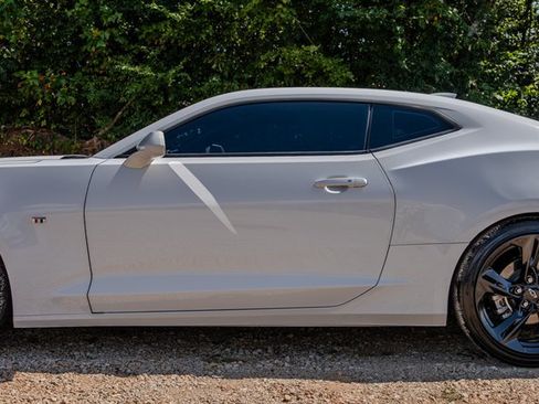 Used 2024 Chevrolet Camaro LT w/ RS Package RWD image 2