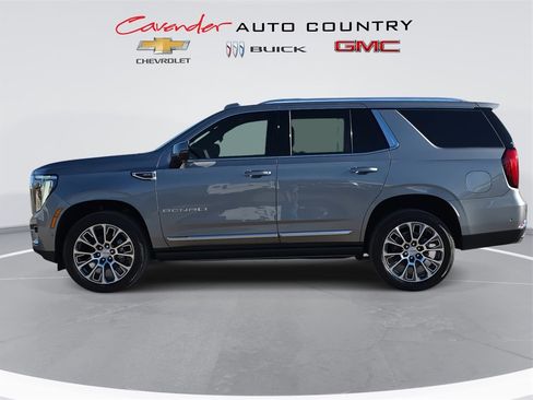 New 2026 GMC Yukon Denali w/ Sun & Power Step Package image 8