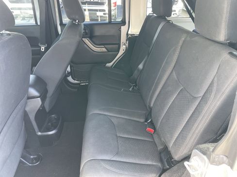 Used 2016 Jeep Wrangler Unlimited Sport w/ Quick Order Package 23S image 36