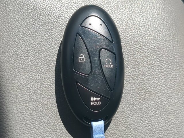 Used 2025 Hyundai Elantra Hybrid FWD image 25
