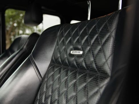 Used 2015 Mercedes-Benz G 63 AMG 4MATIC image 23