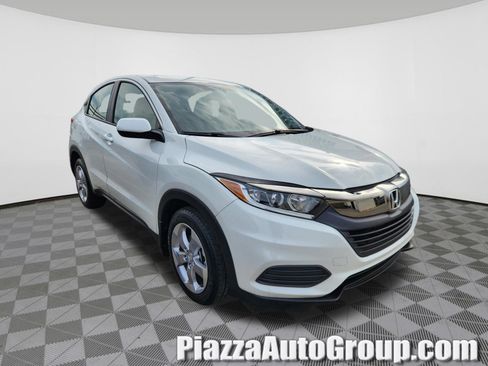 Certified 2022 Honda HR-V LX image 1