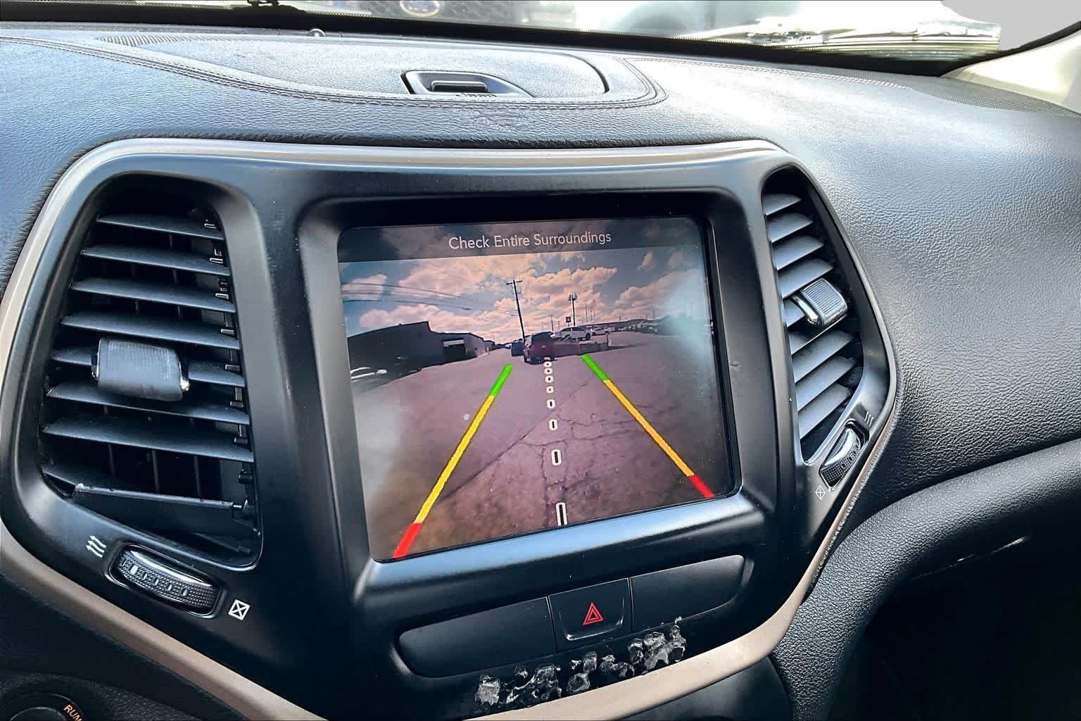 Used 2015 Jeep Cherokee Limited AWD/4WD image 27