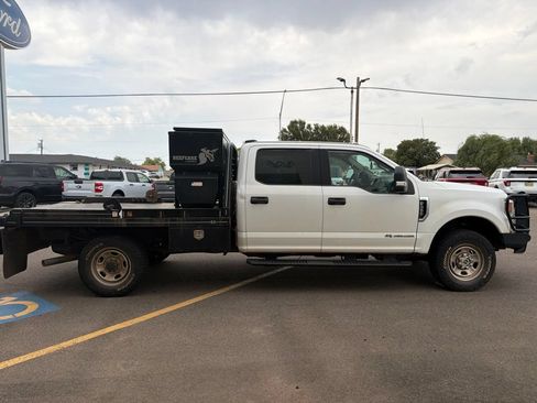 Used 2021 Ford F350 XLT w/ XLT Value Package AWD/4WD image 5